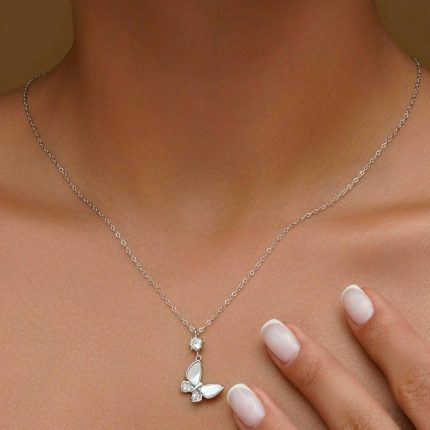 گردنبند پروانه ای زنانه